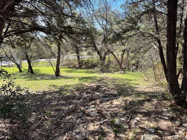 4300 Fairway Drive, De Cordova, TX 76049