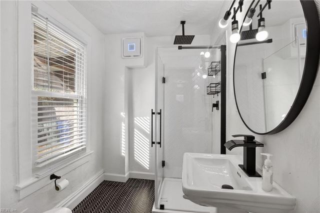 2608 Corprew AVE, Norfolk, VA 23504