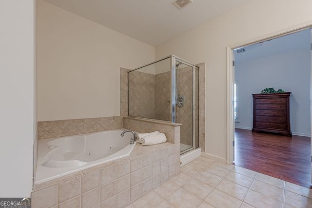 419 Brookes Walk, Woodstock, GA 30188