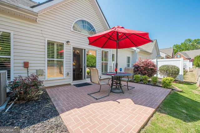 419 Brookes Walk, Woodstock, GA 30188