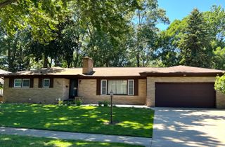 3031 Country Club Drive, Muskegon City, MI 49441