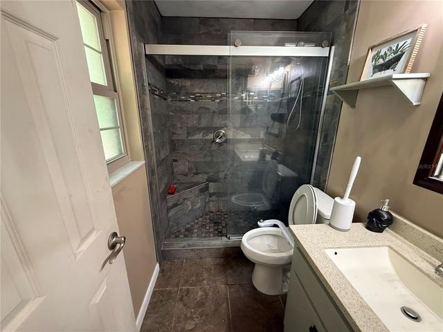5 NW 28TH TERRACE, Gainesville, FL 32607