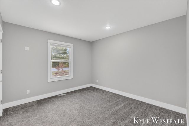 579 S Walker Road, Muskegon, MI 49442