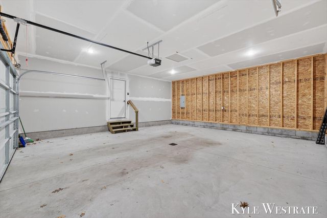 579 S Walker Road, Muskegon, MI 49442