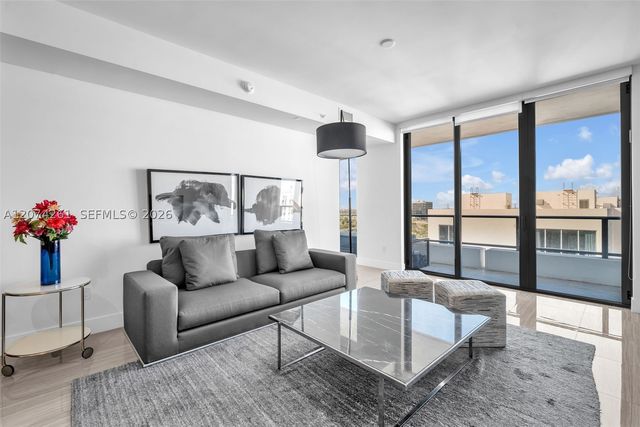 2960 NE 207th St 1102, Aventura, FL 33180