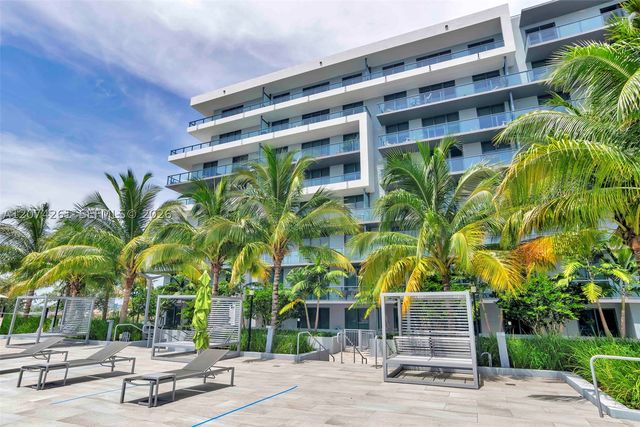 2960 NE 207th St 1102, Aventura, FL 33180
