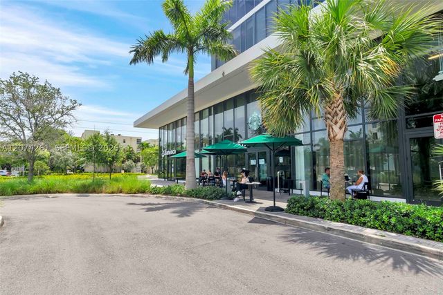 2960 NE 207th St 1102, Aventura, FL 33180