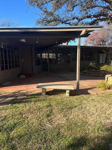 2539 Twohig Avenue, San Angelo, TX 76901