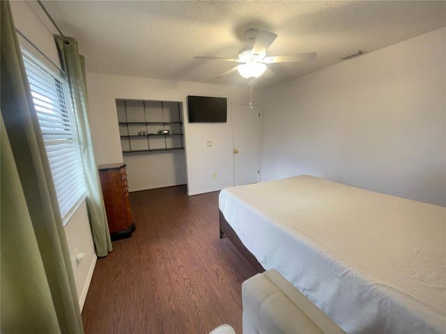 4356 TARPON DRIVE SE, St Petersburg, FL 33705