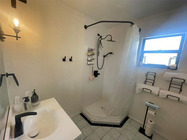 4356 TARPON DRIVE SE, St Petersburg, FL 33705