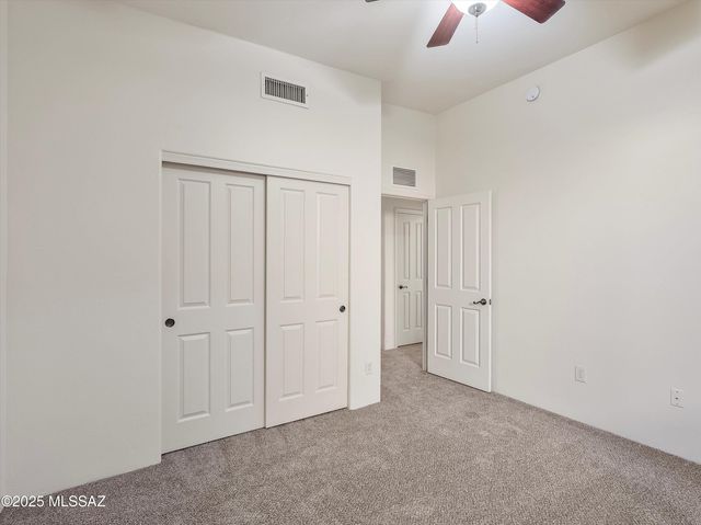 112 S Happy Valley Saddle Drive, Tucson, AZ 85748