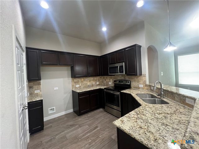 1119 Creekside Orchard, New Braunfels, TX 78130