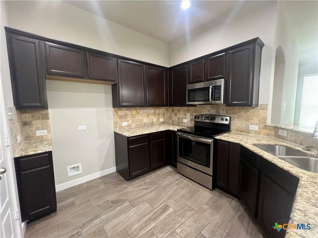 1119 Creekside Orchard, New Braunfels, TX 78130