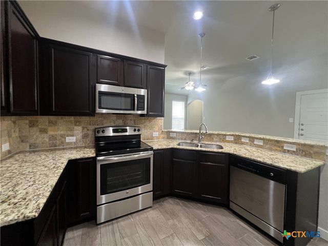 1119 Creekside Orchard, New Braunfels, TX 78130