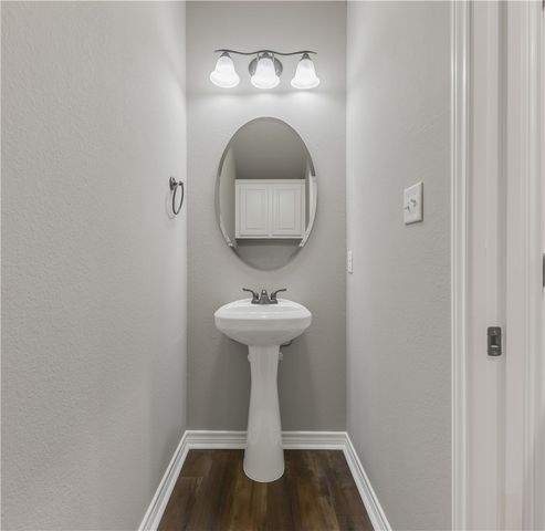 1473 Buena Vista, College Station, TX 77845