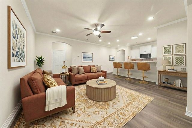 1473 Buena Vista, College Station, TX 77845