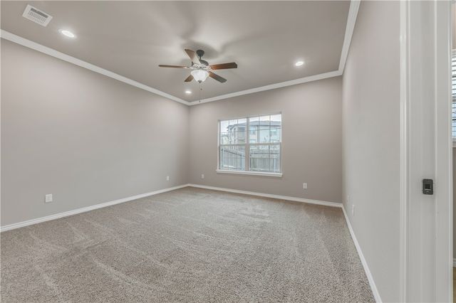 1473 Buena Vista, College Station, TX 77845