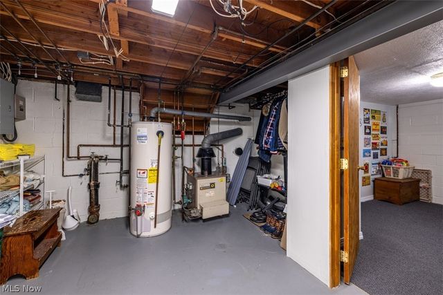 6230 Somerset Drive, North Olmsted, OH 44070