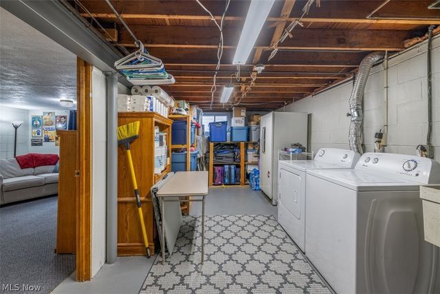 6230 Somerset Drive, North Olmsted, OH 44070