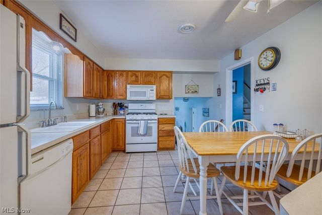 6230 Somerset Drive, North Olmsted, OH 44070