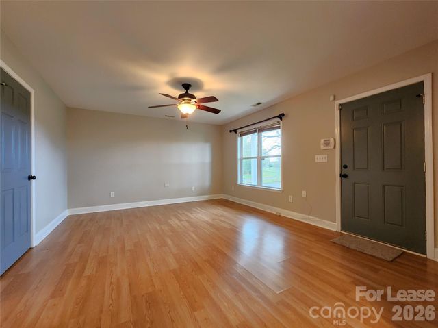 1607 Parkdale Avenue, Gastonia, NC 28052