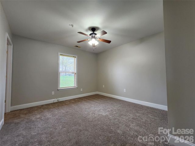 1607 Parkdale Avenue, Gastonia, NC 28052