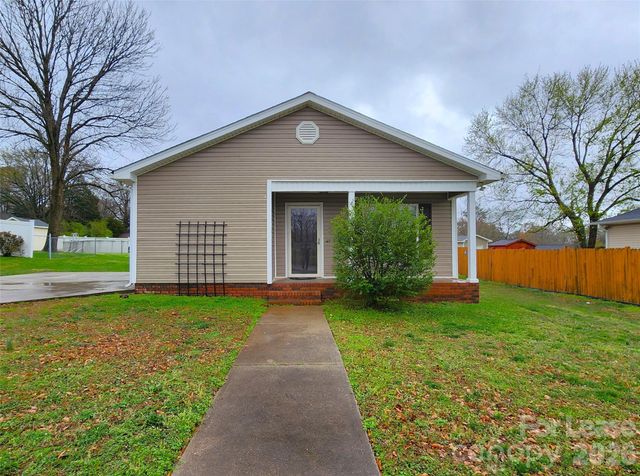 1607 Parkdale Avenue, Gastonia, NC 28052