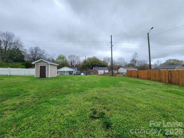 1607 Parkdale Avenue, Gastonia, NC 28052