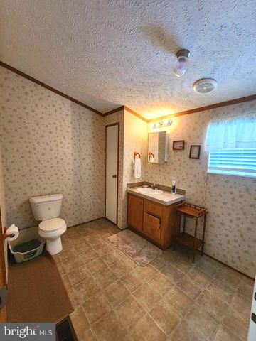 4612 HOLLY DRIVE, Chambersburg, PA 17202