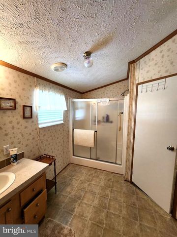 4612 HOLLY DRIVE, Chambersburg, PA 17202