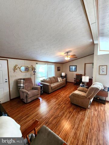 4612 HOLLY DRIVE, Chambersburg, PA 17202