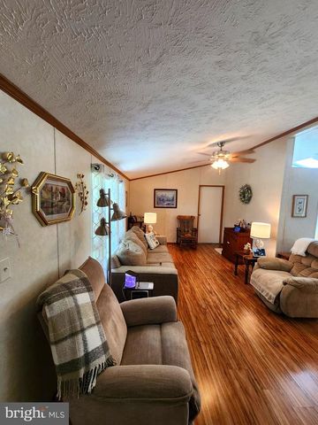 4612 HOLLY DRIVE, Chambersburg, PA 17202