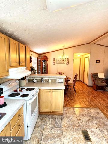 4612 HOLLY DRIVE, Chambersburg, PA 17202