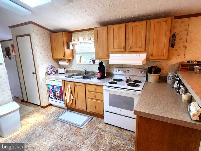 4612 HOLLY DRIVE, Chambersburg, PA 17202