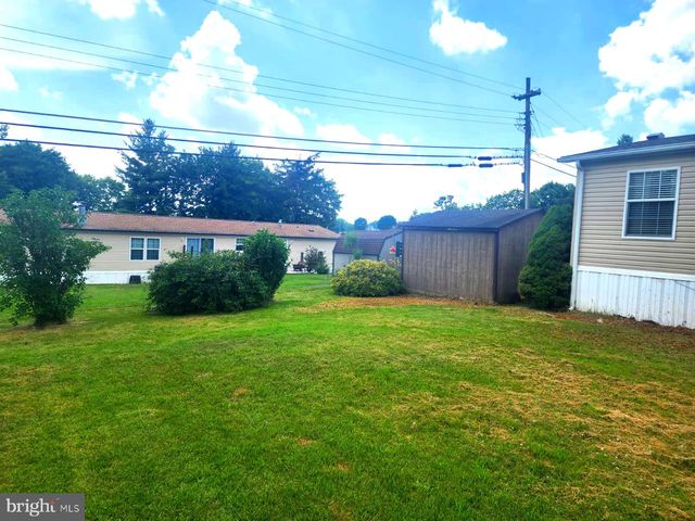4612 HOLLY DRIVE, Chambersburg, PA 17202