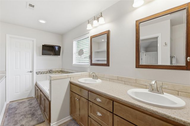 1204 ORLANDO RD, Austin, TX 78733