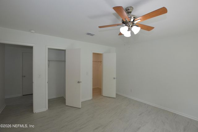 2045 DERRINGER Road, Jacksonville, FL 32225