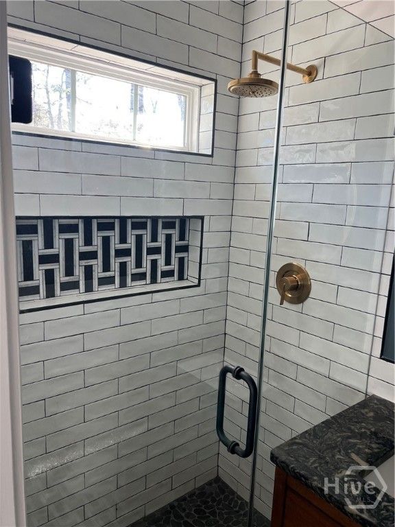 Image 12 of property listing at 233 E Derenne Avenue, Savannah, GA 31405