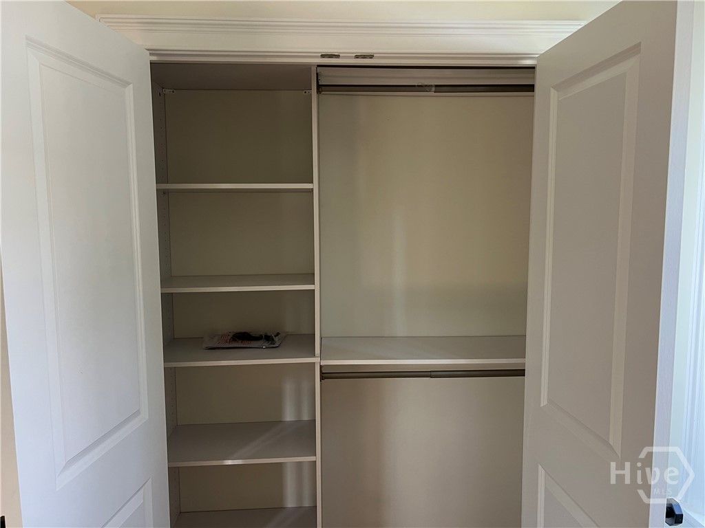 Image 13 of property listing at 233 E Derenne Avenue, Savannah, GA 31405