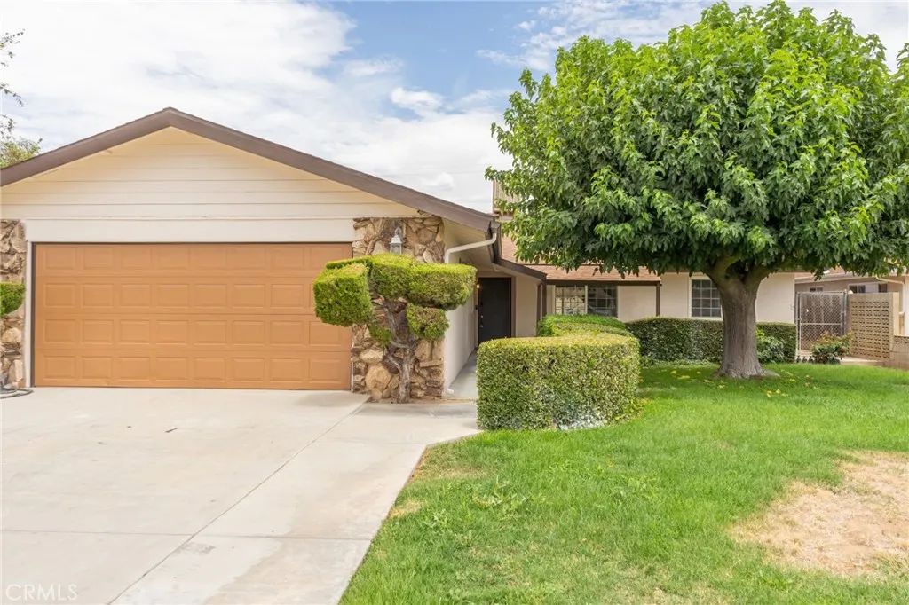 1232 Chestnut Avenue, Beaumont, CA 92223