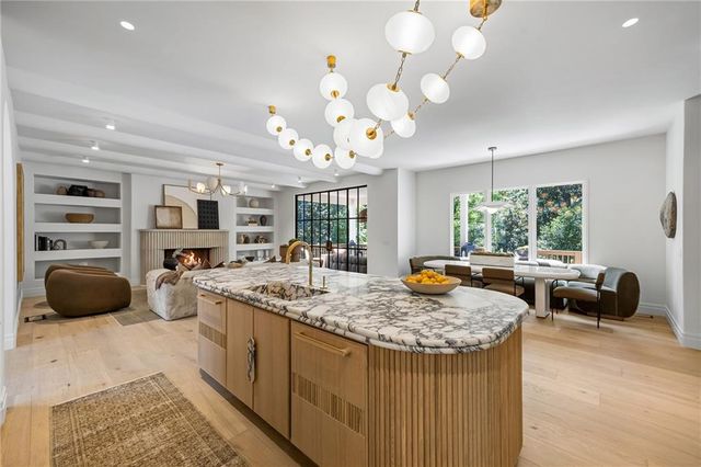 3002 Cravenridge Drive NE, Brookhaven, GA 30319