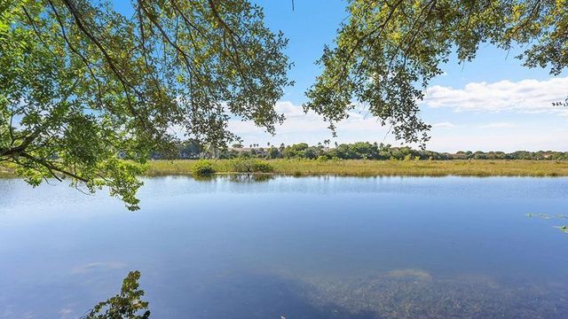 518 NW 130th Way, Pembroke Pines, FL 33028