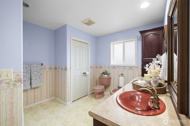 382 Discovery View Drive, Sequim, WA 98382