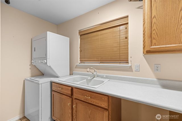 382 Discovery View Drive, Sequim, WA 98382