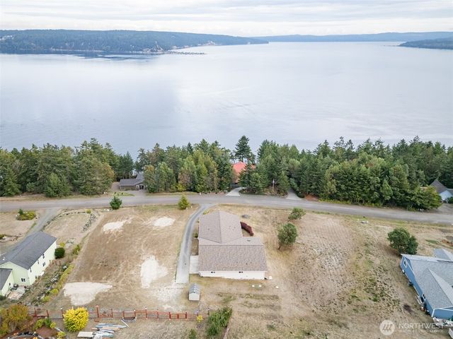 382 Discovery View Drive, Sequim, WA 98382