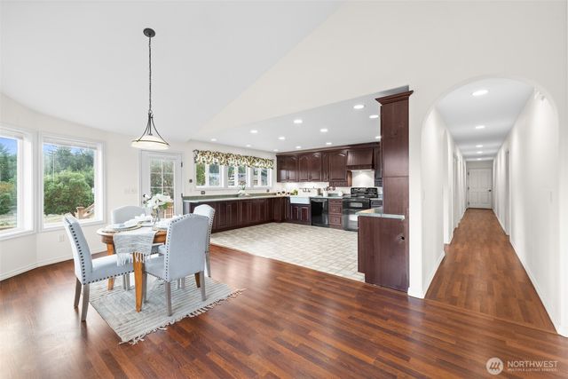 382 Discovery View Drive, Sequim, WA 98382