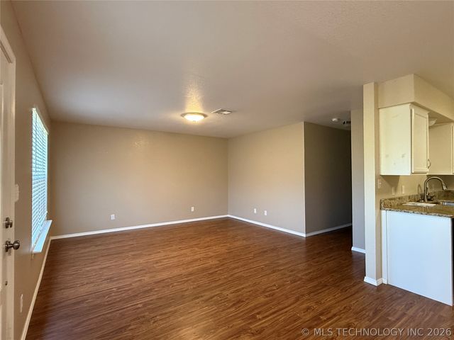 1910 S 70th Street W, Muskogee, OK 74401