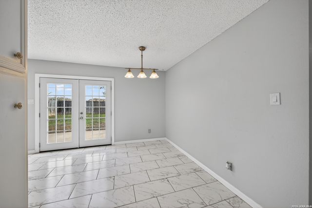 300 Roanoke, Schertz, TX 78154