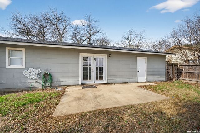 300 Roanoke, Schertz, TX 78154