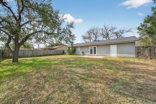 300 Roanoke, Schertz, TX 78154
